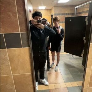 Meet your Posher, Gage